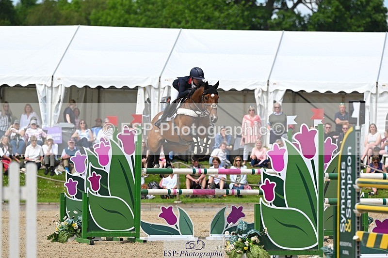 240525-142035-15658 - 520-LONDON_52-Laura_Collett