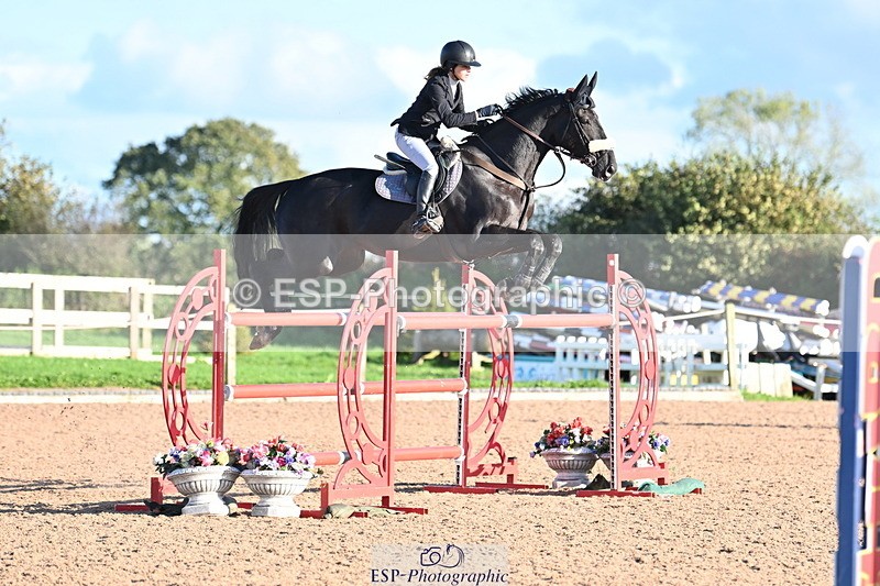 231014A-182230-06557 - Cls 21 National 1.30 & 1.40m Open