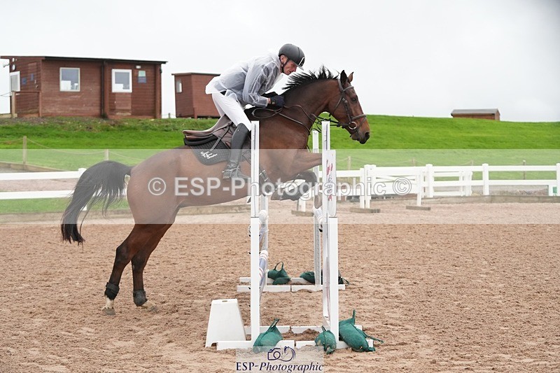 251109-092126-03171 - Cls 18 Discovery and 1m Open