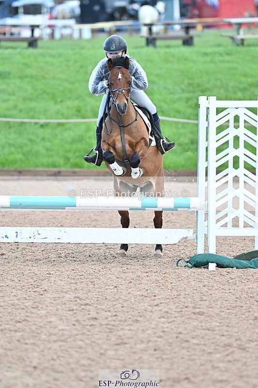 231029A-103357-02783 - 70cm Club and Schools