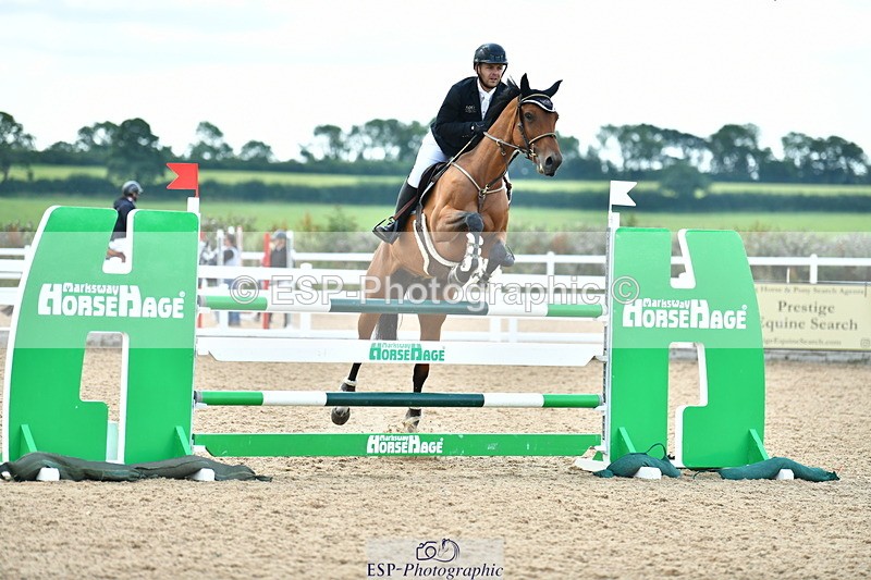 230721A-104014-05240 - Cls 30, 6 Yr Olds 1.20m