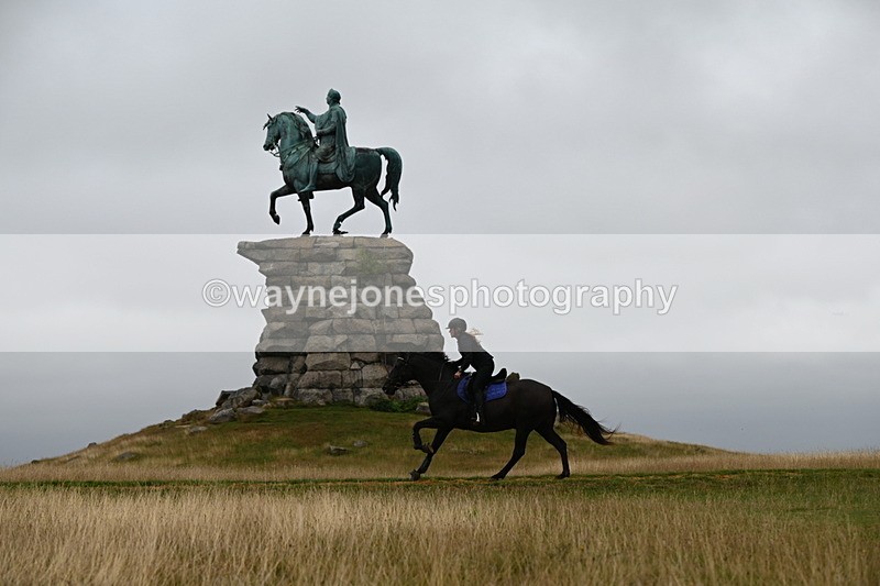 DSC_0523 - Time at Statue 09:51 to 10:54