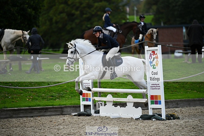 251004A-170422-02371 - Classes 10 & 11 80cm