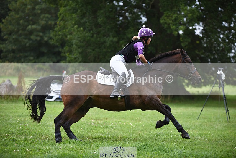 240804-130300-14133 - 460-Amelie_Huntington-Whiteley-HOLNEST_FINNEGAN