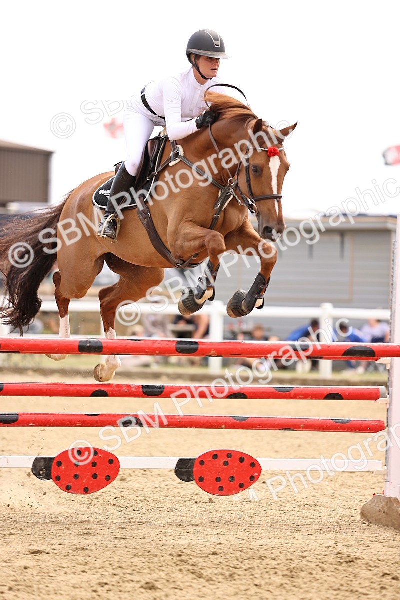 SBM_010646 - Class 9 - Senior Foxhunter - 1.20m Open