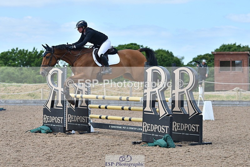 240609A-115239-04789 - Cls 17 Snr 1.05m Open