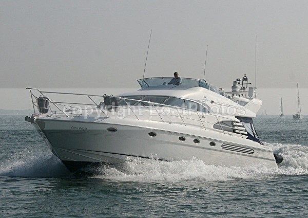 081011 CELTIC DELIGHT FAIRLINE - Flybridge Cruisers