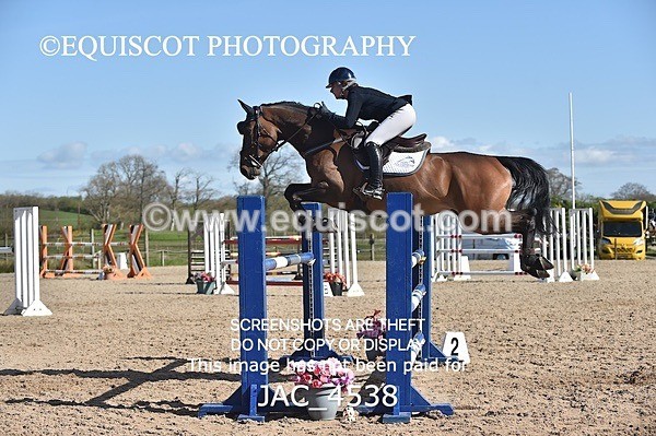 JAC_4538 - CLASS 11 SAT Andrew Hamilton Coach, RHS Foxhunter Championship Qualifier