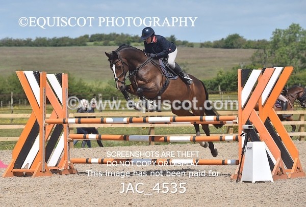 JAC_4535 - CLASS 6 Senior Newcomers/ 1.10m Open