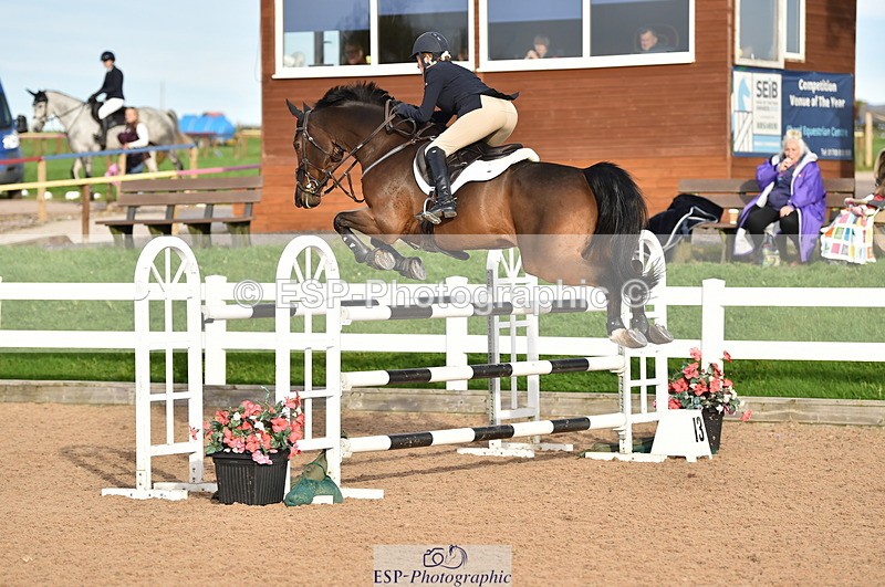 231015A-162000-09301 - Cls 27 1.10m Amateur Q 2nd R