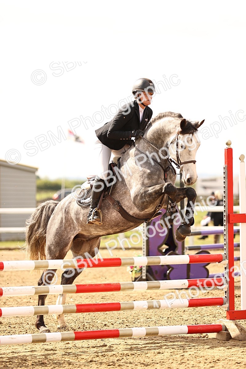 SBM_001748 - Class 9 - Senior British Novice - 90cm