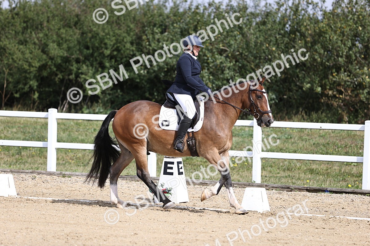 SBM_016233 - Class 14 - Novice 23 - 10.29-11.32