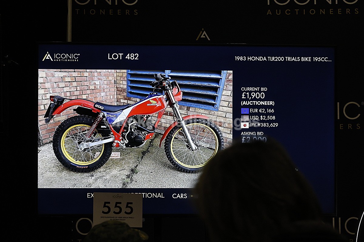 _MGL4098 - Classic Car Show NEC 2025