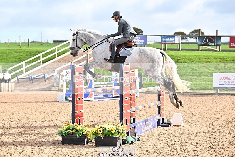 251005-101745-02722 - Cls 15 Foxhunter and 1.20m