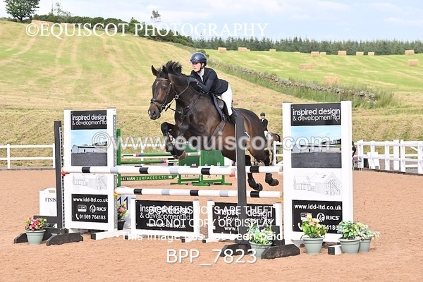 BPP_7823 - CLASS 16 FRI GFS Saddles Senior Newcomers/1.10m Open