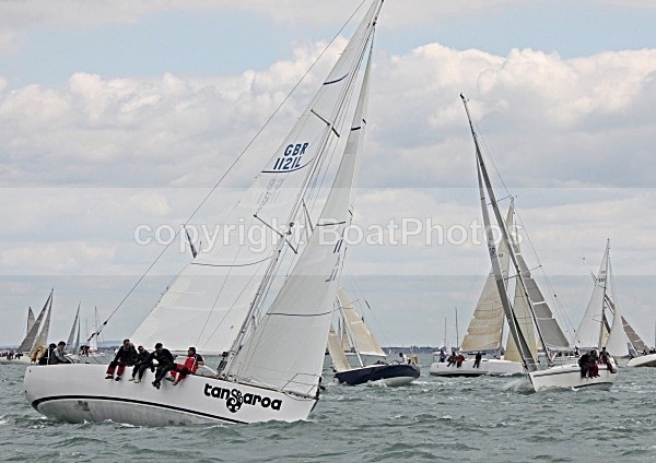090710 TANSAROA GBR1121L IMG_9353 - COWES - ST. MALO RACE 10th JULY 2009