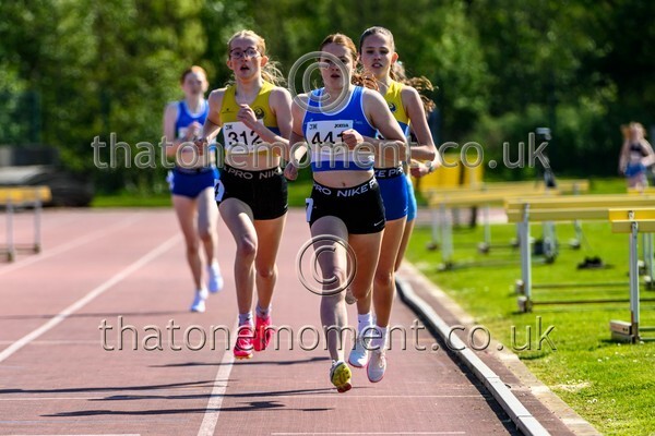 West25Sat-926698 - Track Female Set One