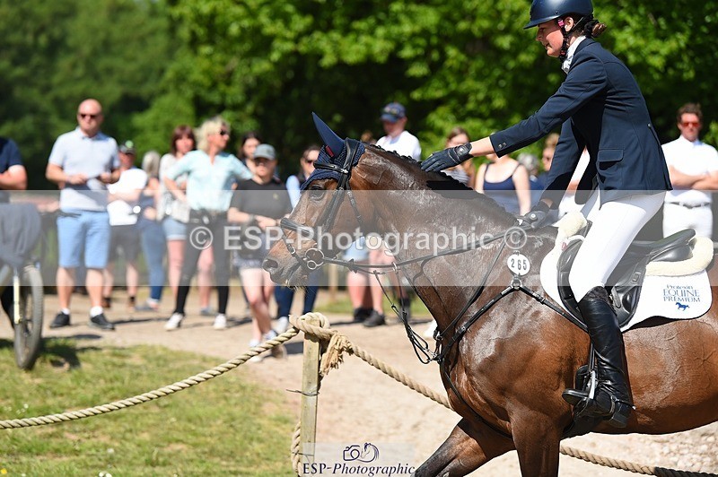 230528-101304-14834 - 265-ISAAC_NEWTON-Jess_Rimmer-SJ