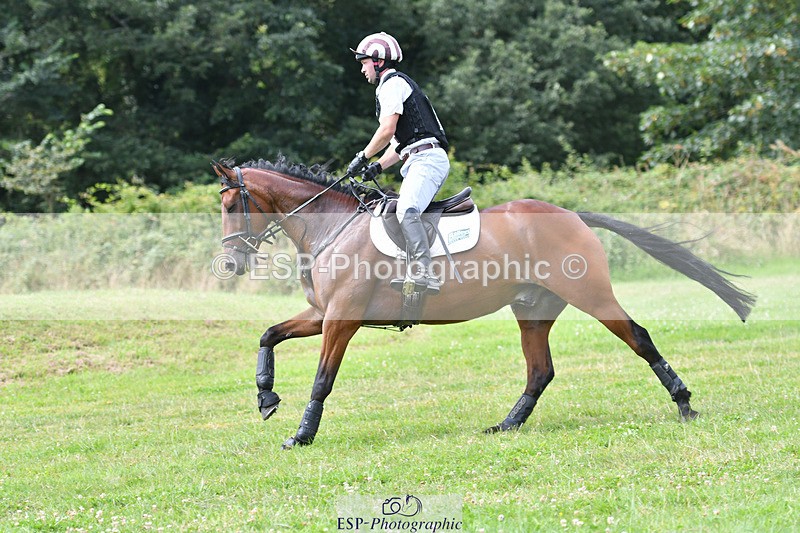 240804-120103-11919 - 306-Rupert_Batting-COOMBELAND_ALBERTS_RUMOUR_II