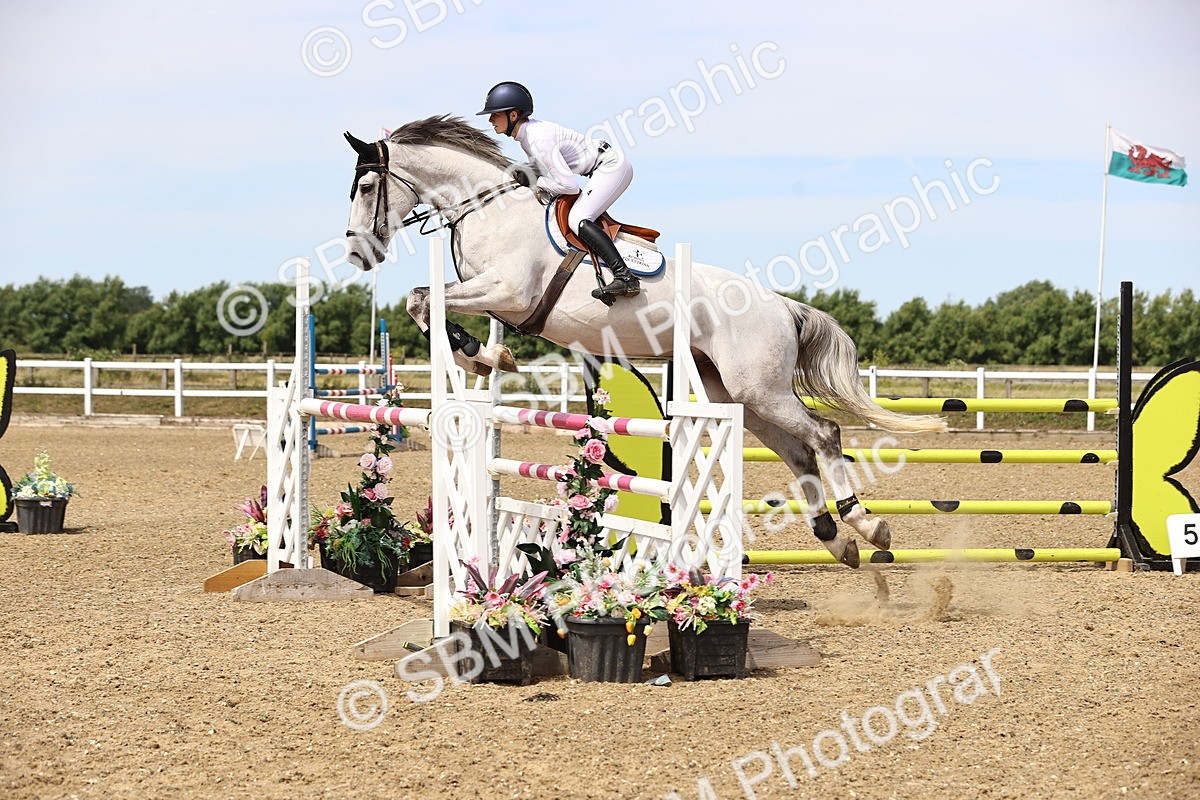 SBM_000700 - Class 15 - Redpost Equestian Senior Foxhunter - 1.20m