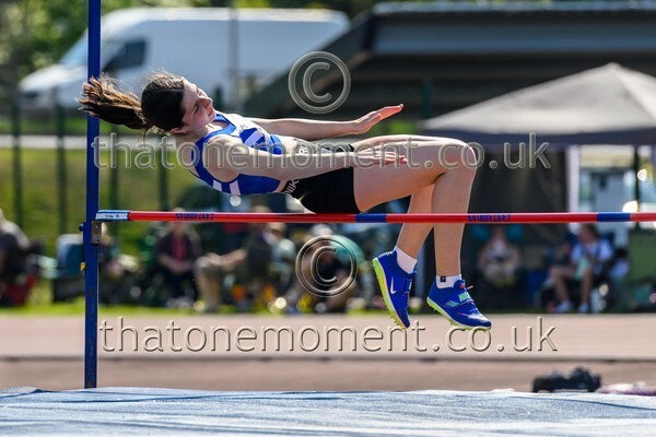 West25Sat-910665 - Field Female