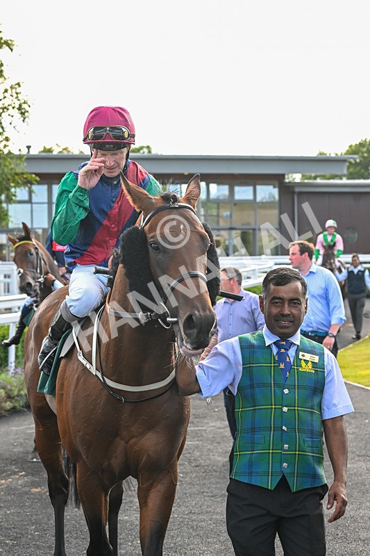 160725-Race 5-Chuti Manika-9355 - Race 5