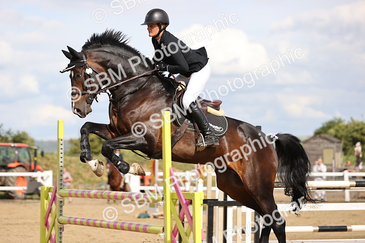 SBM_003666 - Class 13 - Senior Foxhunter - 1.20m