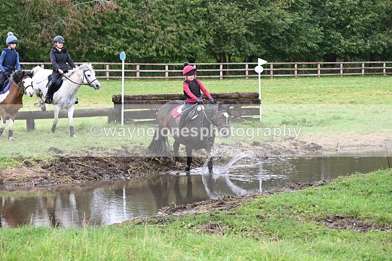 WJ6_6144 - Time at Photographer 12:41 to 13:05