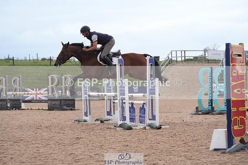 260901-182342-00441 - 90cm Classes