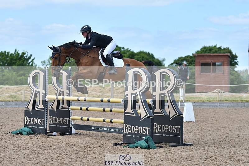 240609A-115239-04788 - Cls 17 Snr 1.05m Open