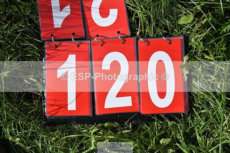 231020-140939-09683 - 120-VAN.KAUNITZ-Sara.Squires-XC