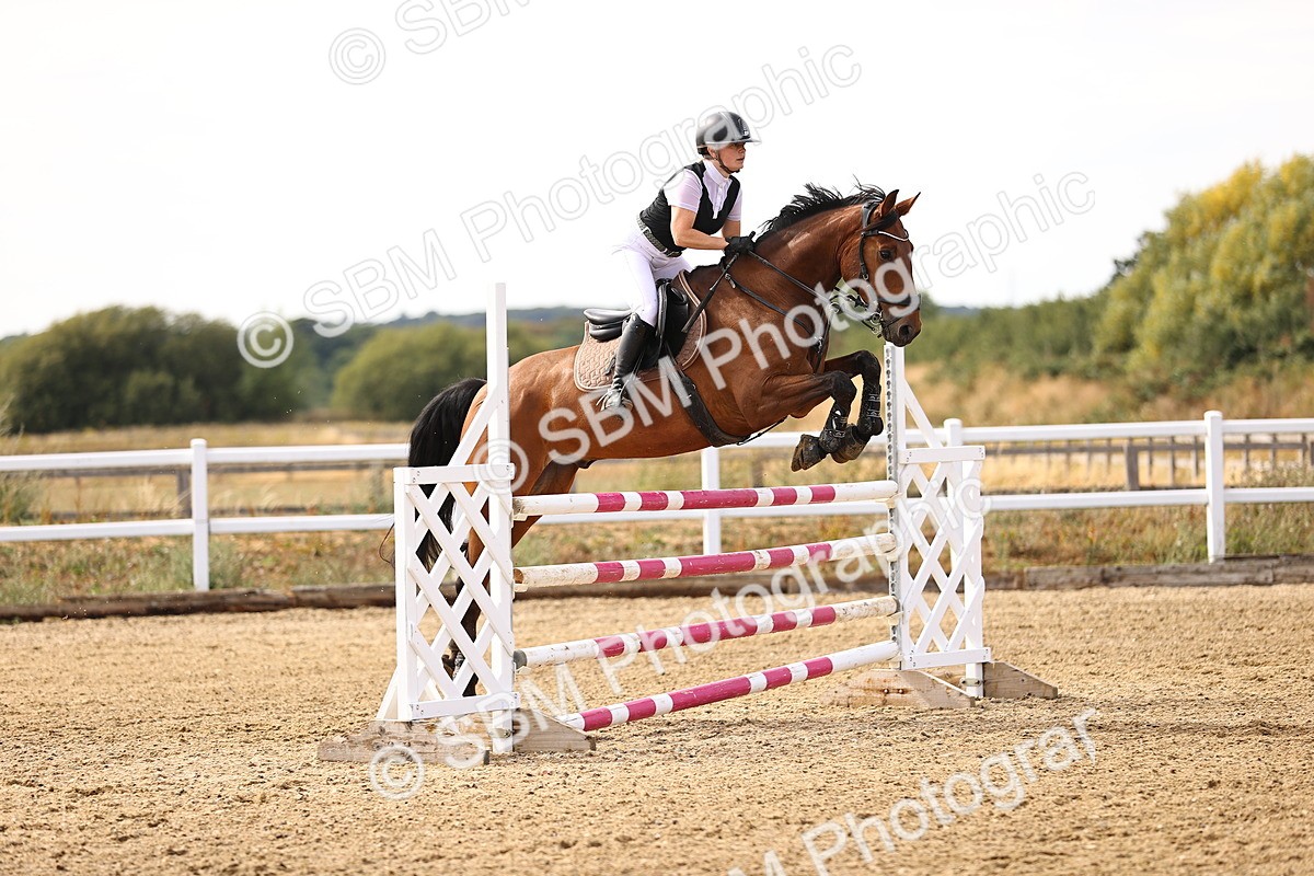 SBM_001490 - Class 6 - Senior Newcomers 1.10m