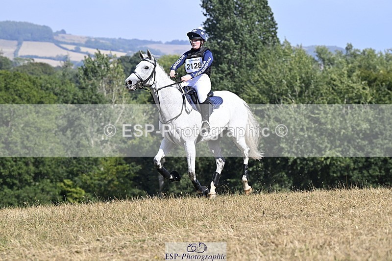 250824A-150328-38916 - 2128-Emily.Jones-Chesham.Rose