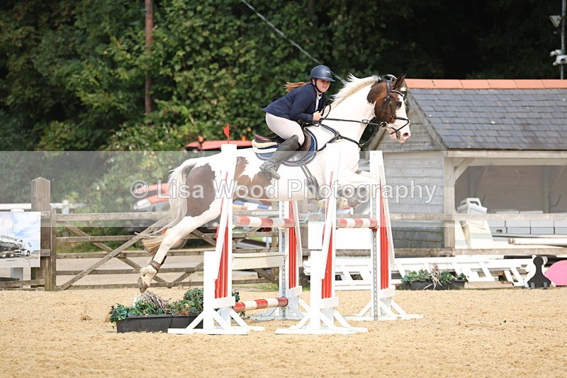 3E7A2508 - Class 8: Senior Newcomers/1.10m open