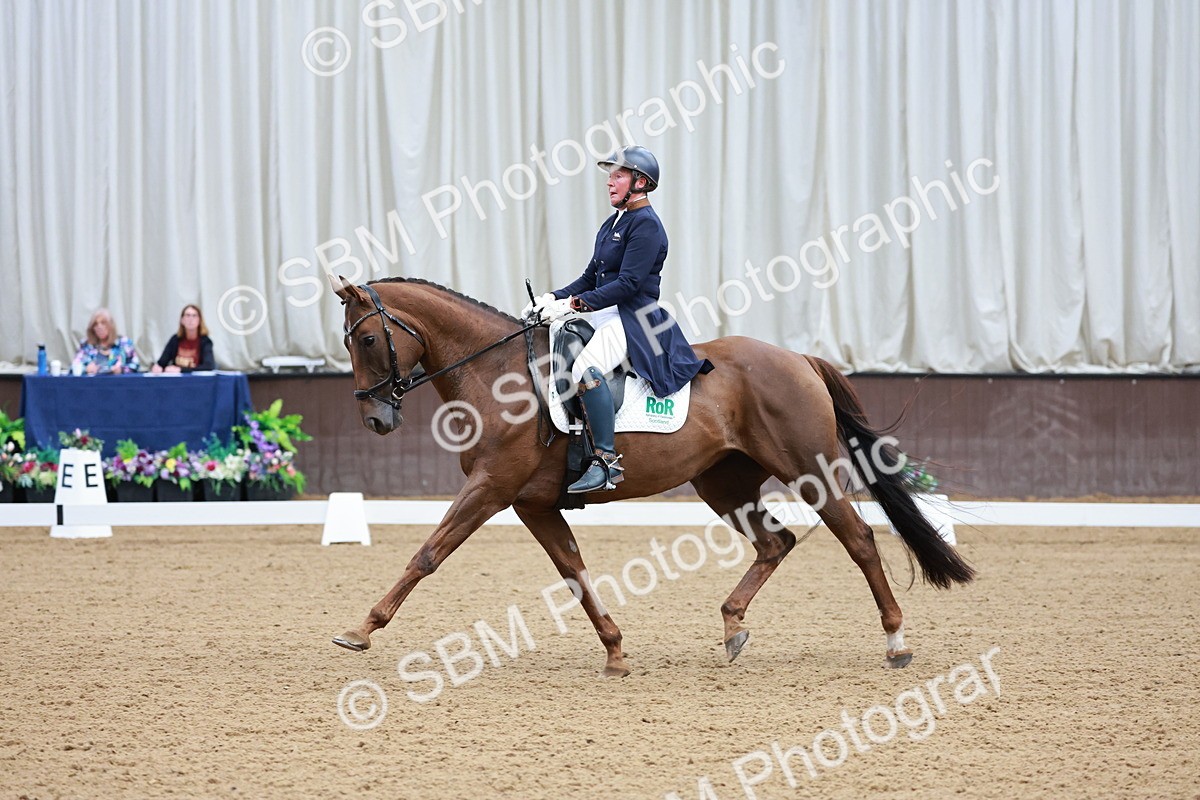 SBM_015579 - Class 5 - FEI INT II - 15.48-17.00