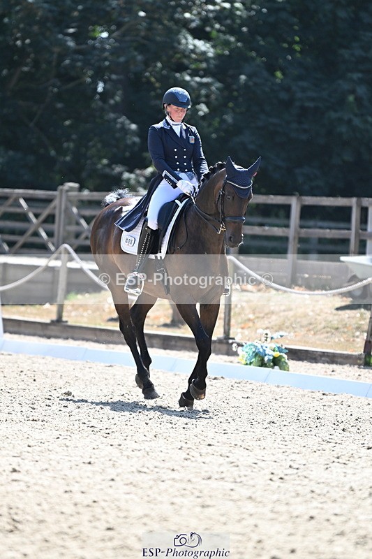 250810A-145925-07517 - 008-Caitlin.BurgessChocotof