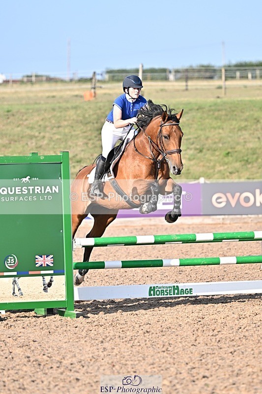 250812-182322-00444 - 90cm