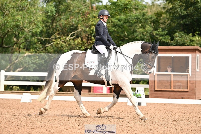 240817A-105124-07225 - 272-Victoria.Lance-Homefarm.Helios