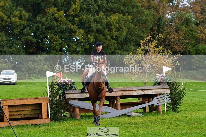 251025A-094058-15955 - D-321-Kirstie.Deakin-Main