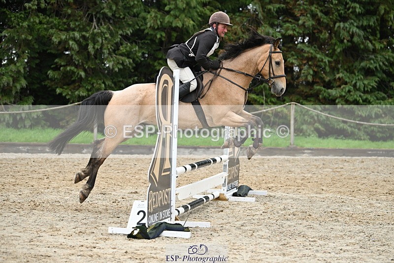 250418A-141606-01104 - UnAff 70cm