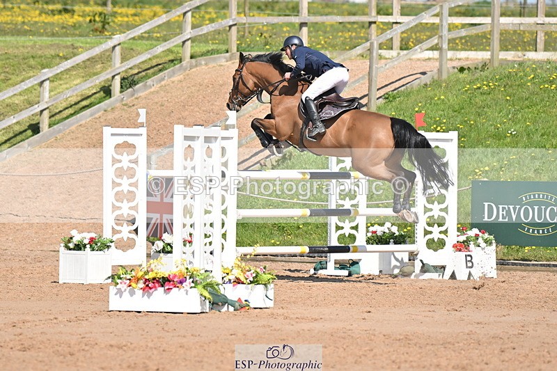 240420A-144828-11830 - Cls 7, 2 Star Medium Tour 1.35m