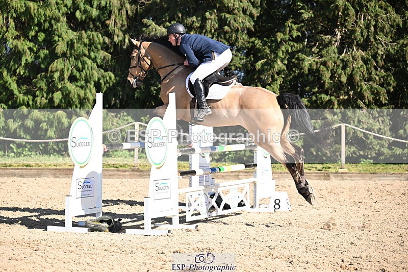 260321A-141727-00943 - 5 Newcomers 1m 10