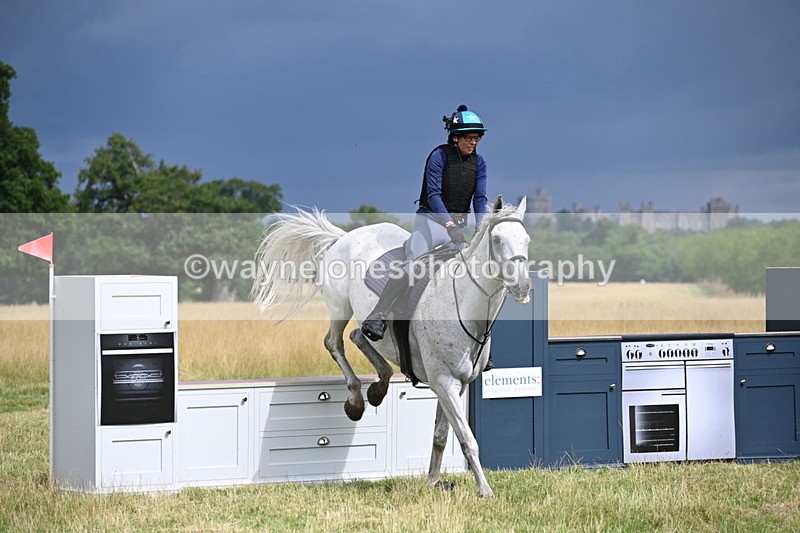 WJ6_2572 - Time at Jump 09:23 to 11:05