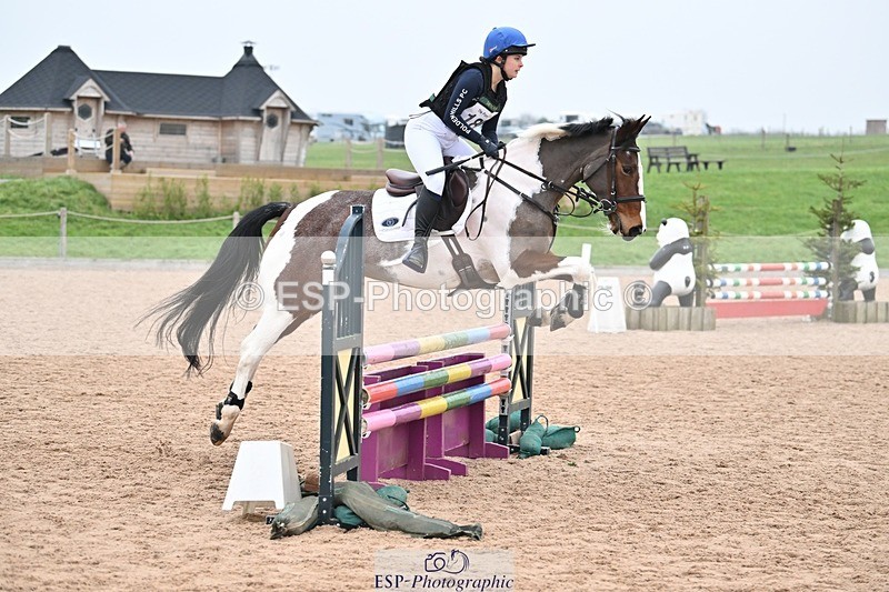 250118-134504-01302 - Cls 3A&B 90cm 13.20 to Coursewalk