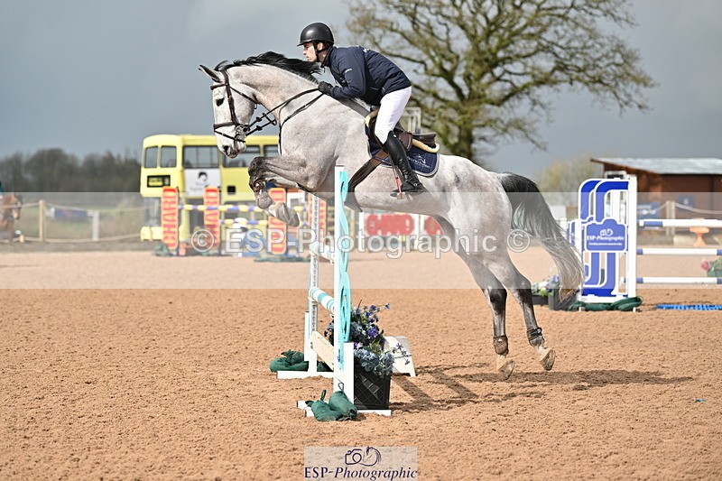 240315A-121354-00852 - Cls 3 Snr Foxhunter