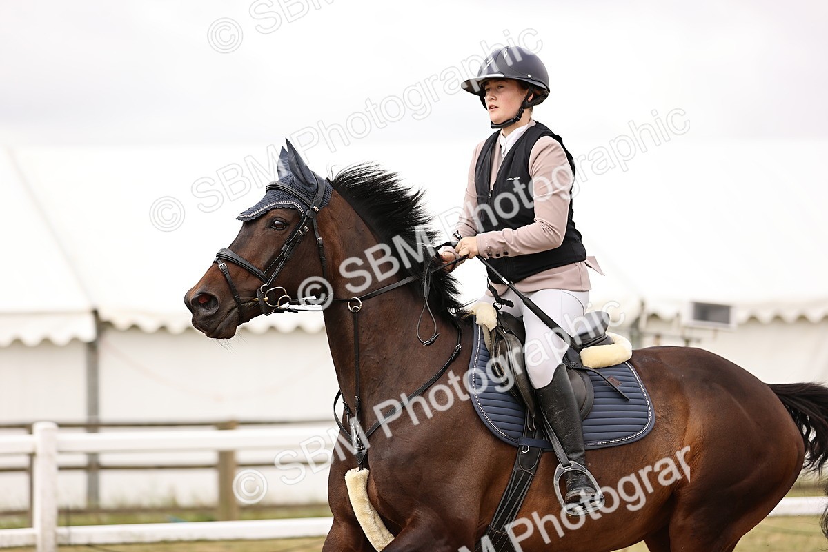 SBM_012960 - Class 13 - Senior British Novice - 90cm Open