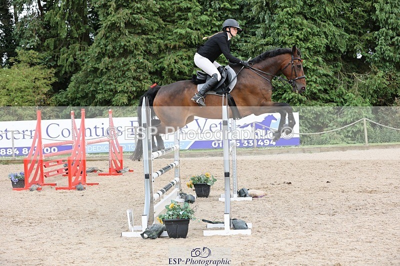 240711-122753-27104 - Cls 122 1.10m Amateur Quali