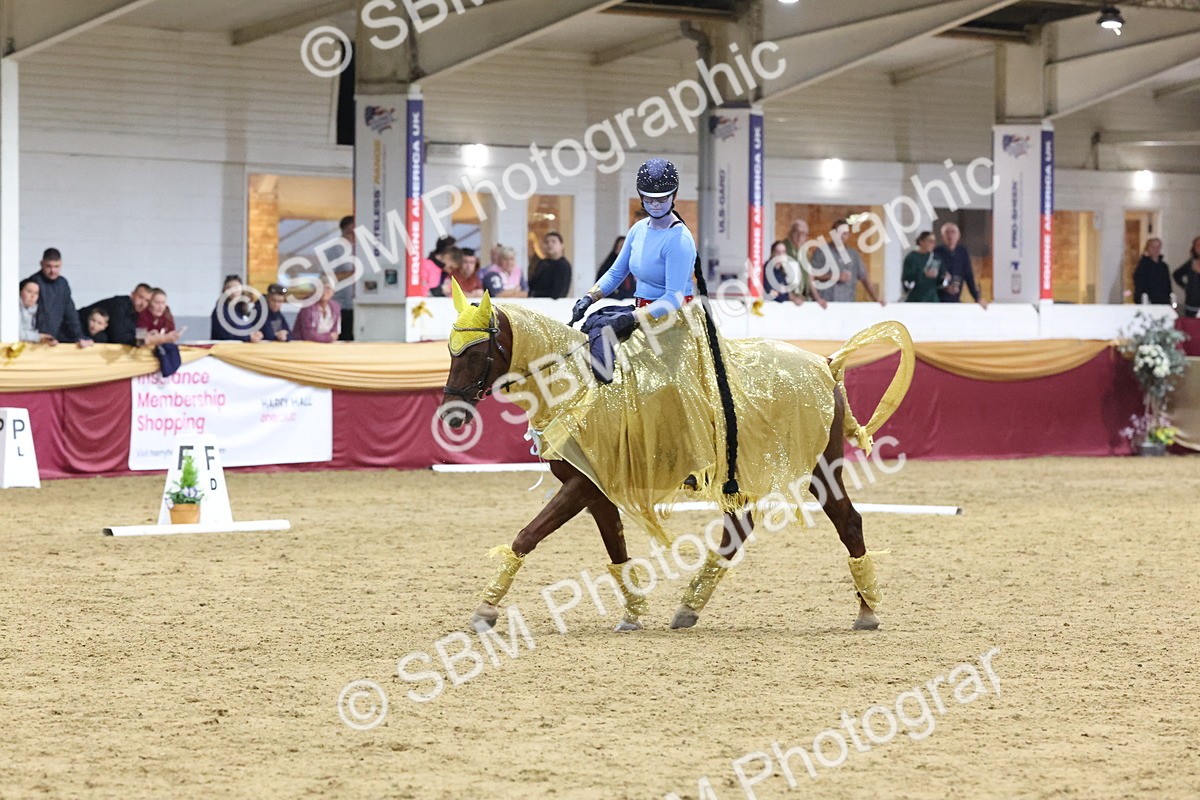 SBM_09914 - Class 52 Strictly Fancy Dress-Age