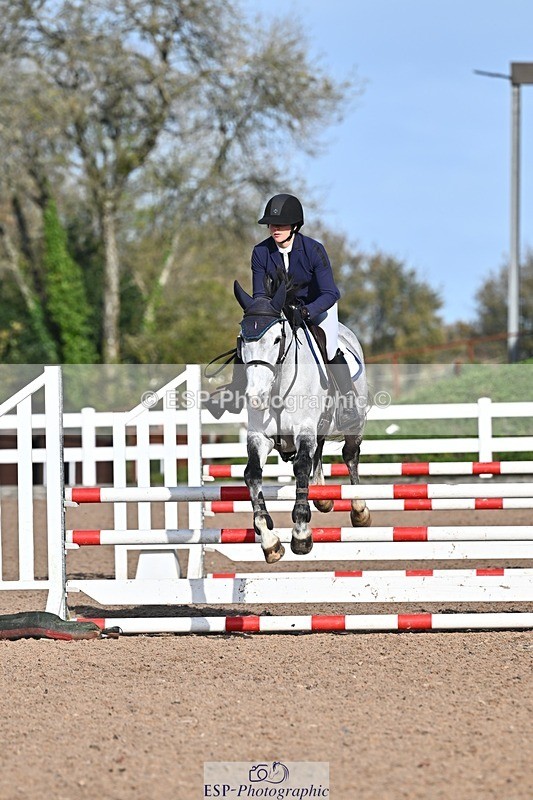 261028-110612-00180 - British Novice and 90cm