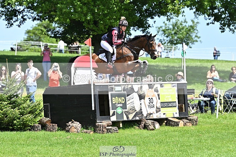 240525-133525-14468 - 153-LEGENDE_P-Ellie_Fredericks